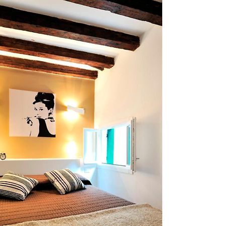 Vivaldi Room - Biennale By Wonderful Italy Venesia Bagian luar foto